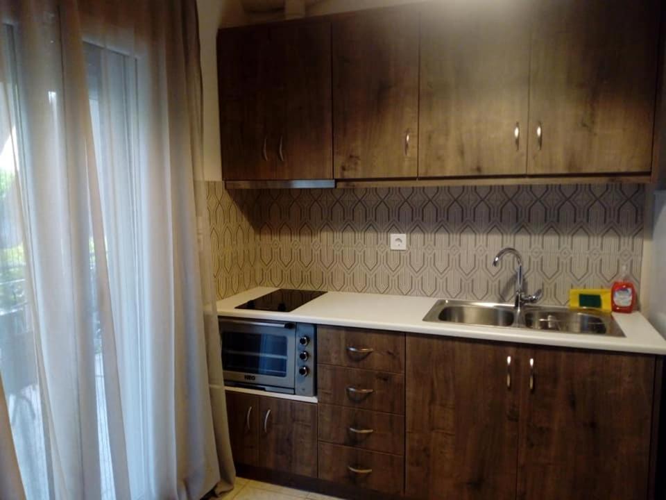 Mamanis Studios Лутра Едипсу Екстериор снимка