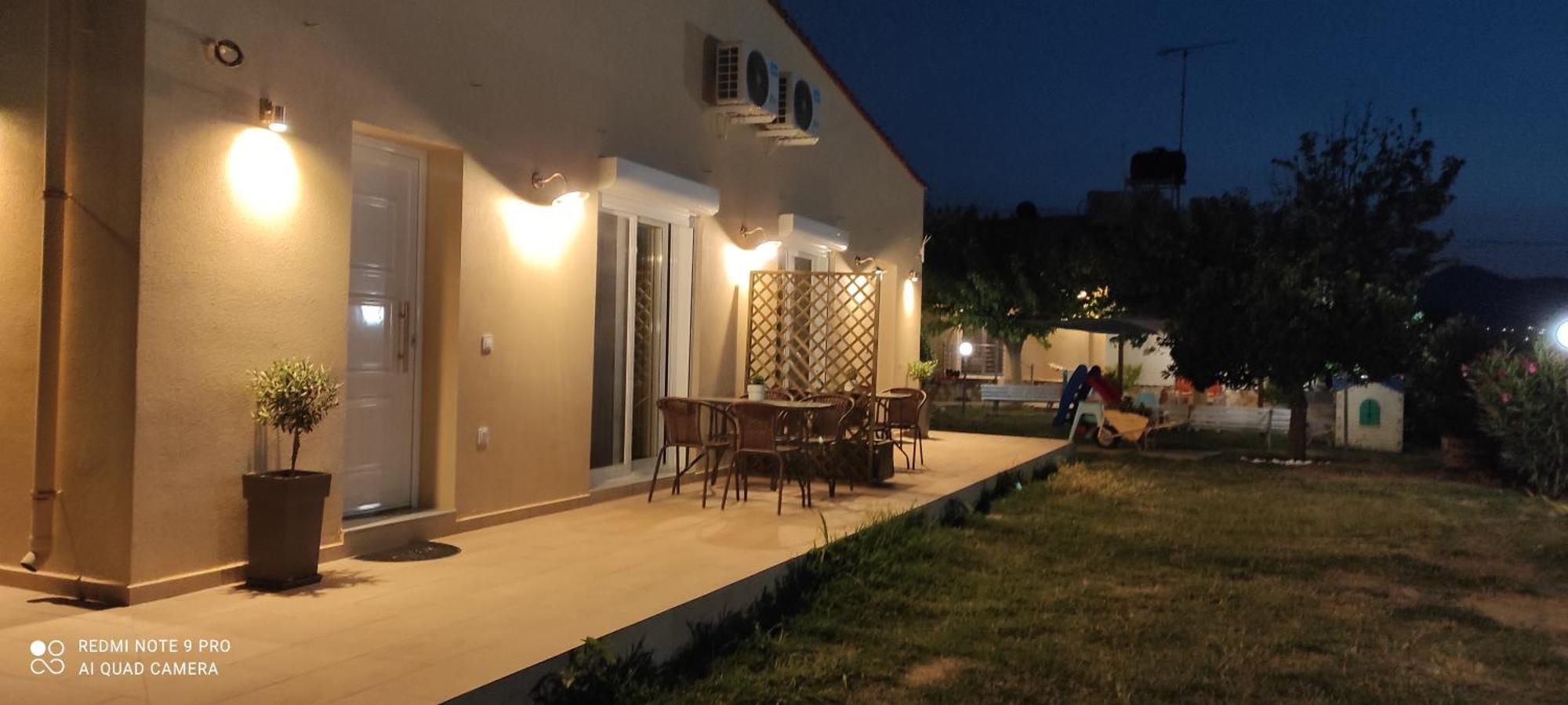 Mamanis Studios Лутра Едипсу Екстериор снимка
