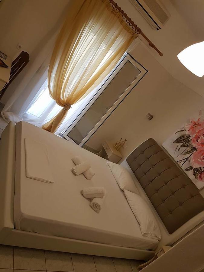 Mamanis Studios Лутра Едипсу Екстериор снимка